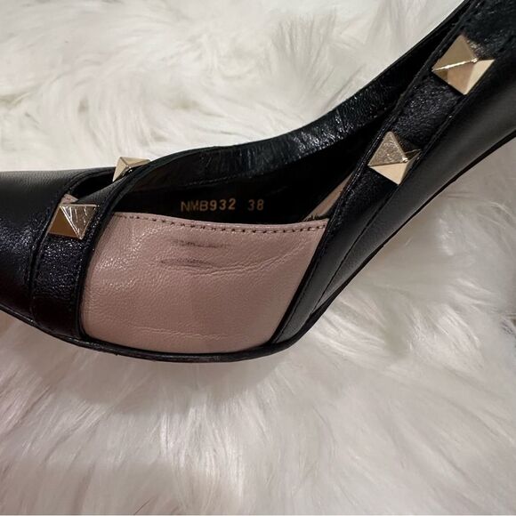 VALENTINO GARAVANI Nappa Rockstud Cross Strap d'Orsay Pumps - Picture 13 of 16